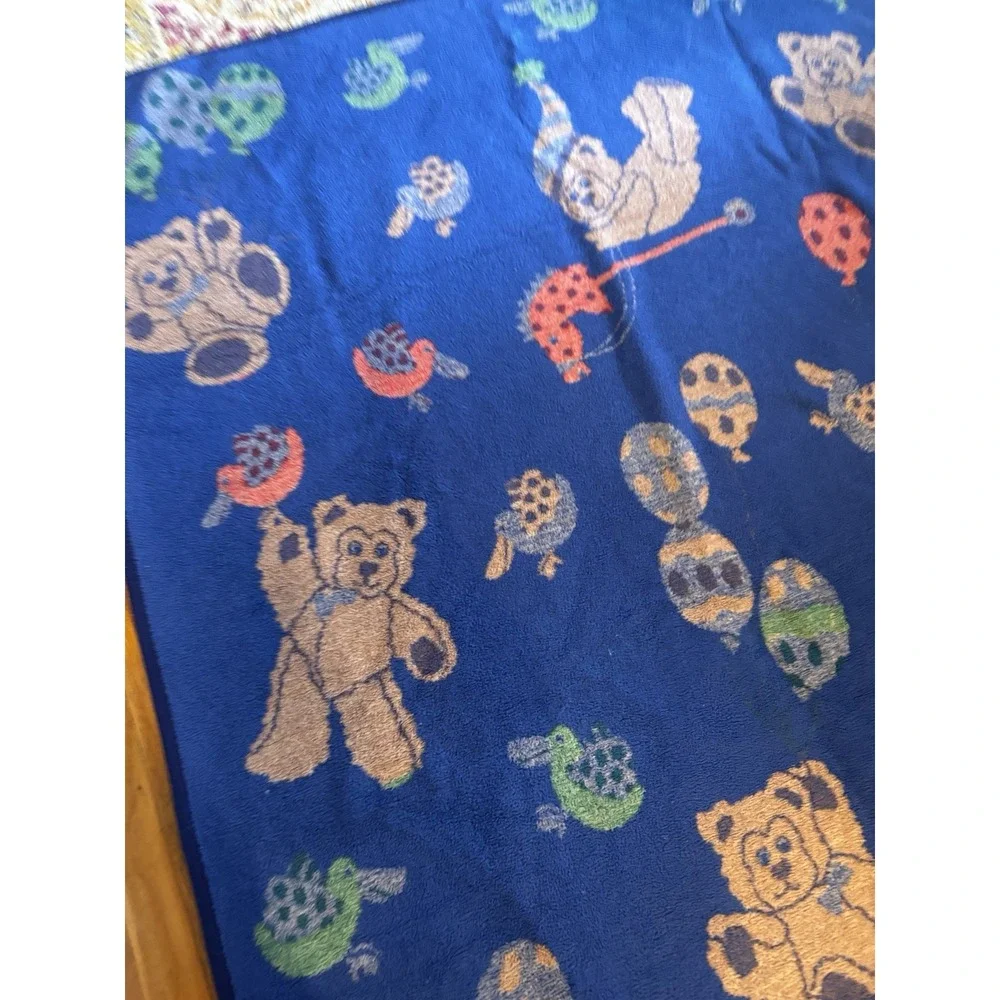 Vintage San‎ Marcos Reversible Blanket Teddy Bear Balloon Stick Horse AOP 81x56